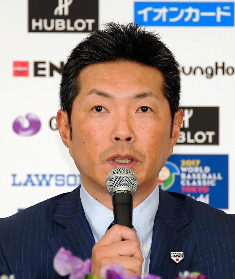 ＷＢＣに向けメンバー発表をする侍ジャパン・小久保裕紀監督＝東京・紀尾井町のホテルニューオータニ（撮影・堀内翔）