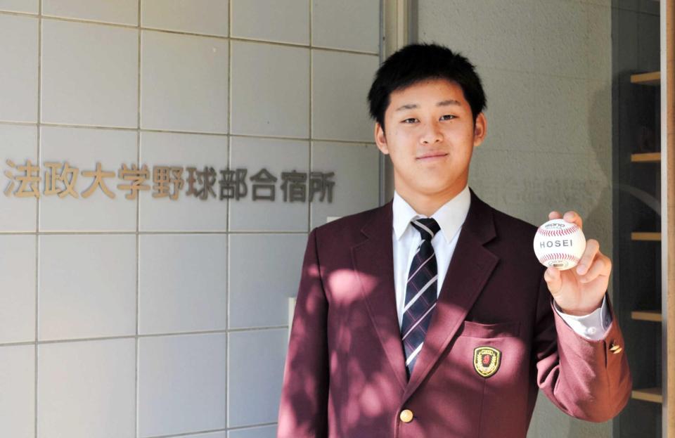 　法大野球部合宿所に入寮した常総学院・鈴木