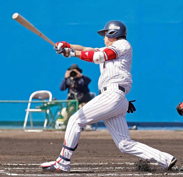 ヤクルト山田初長打　ＷＢＣ本番想定「１番・ＤＨ」で三塁打