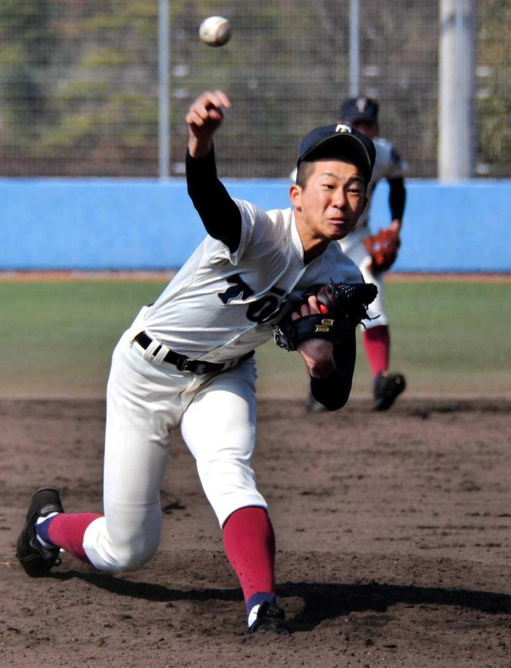 　関西学院との練習試合に先発し、３安打完封した徳山