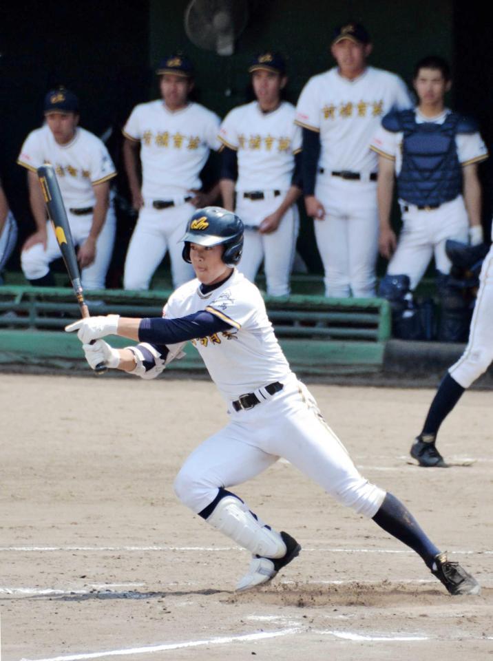 　２打席連続本塁打を含む４安打の活躍を見せた前橋育英・丸山