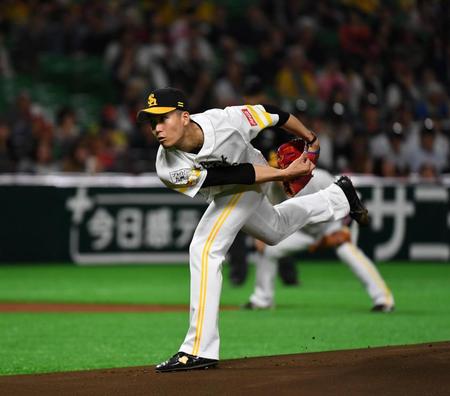 　先発し８回を１３奪三振で１失点、５勝目を挙げた千賀