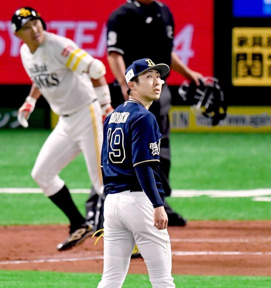 　２回、内川に先制ソロを浴びた金子（撮影・式町要）