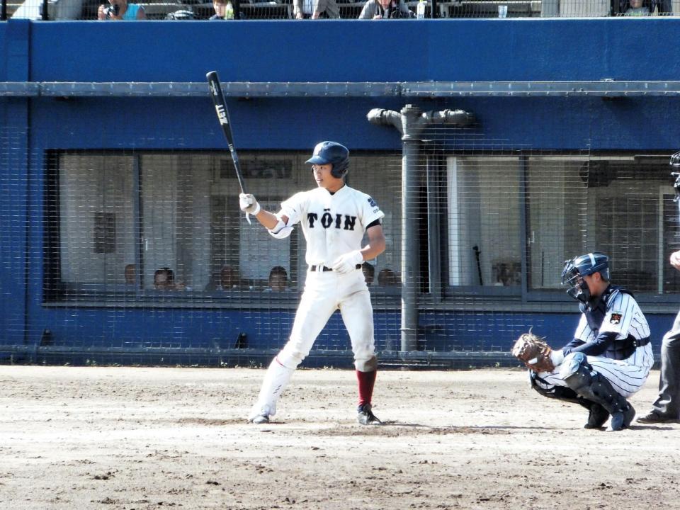 春季近畿大会決勝・東海大仰星戦で満塁本塁打を放った大阪桐蔭・根尾＝舞洲