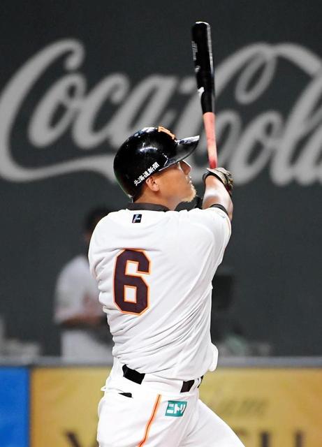 日本ハム中田が２本塁打　７年連続の２桁本塁打　首位の楽天に快勝