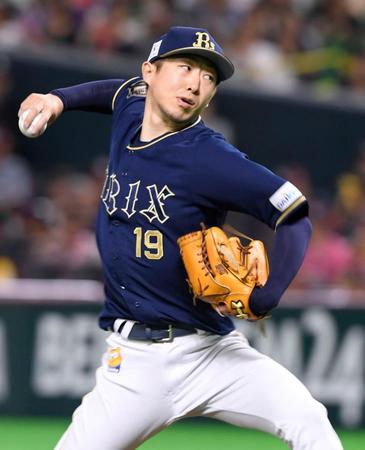 先発し力投する金子