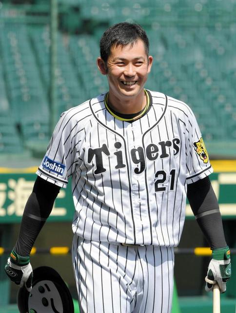 【超激レア品】元阪神タイガース岩田稔投手練習用グラブ 超激レア品】元阪神タイガース岩田稔投手練習用グラブ