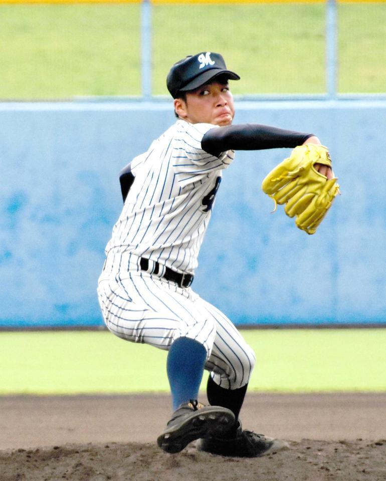 　６安打完封で決勝に進んだ明徳義塾・北本