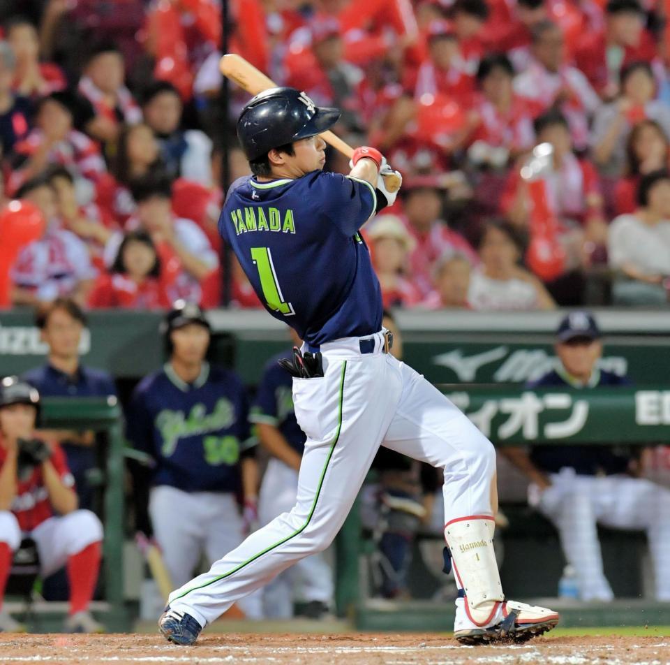 ７回、山田は満塁本塁打を放つ（撮影・吉澤敬太）