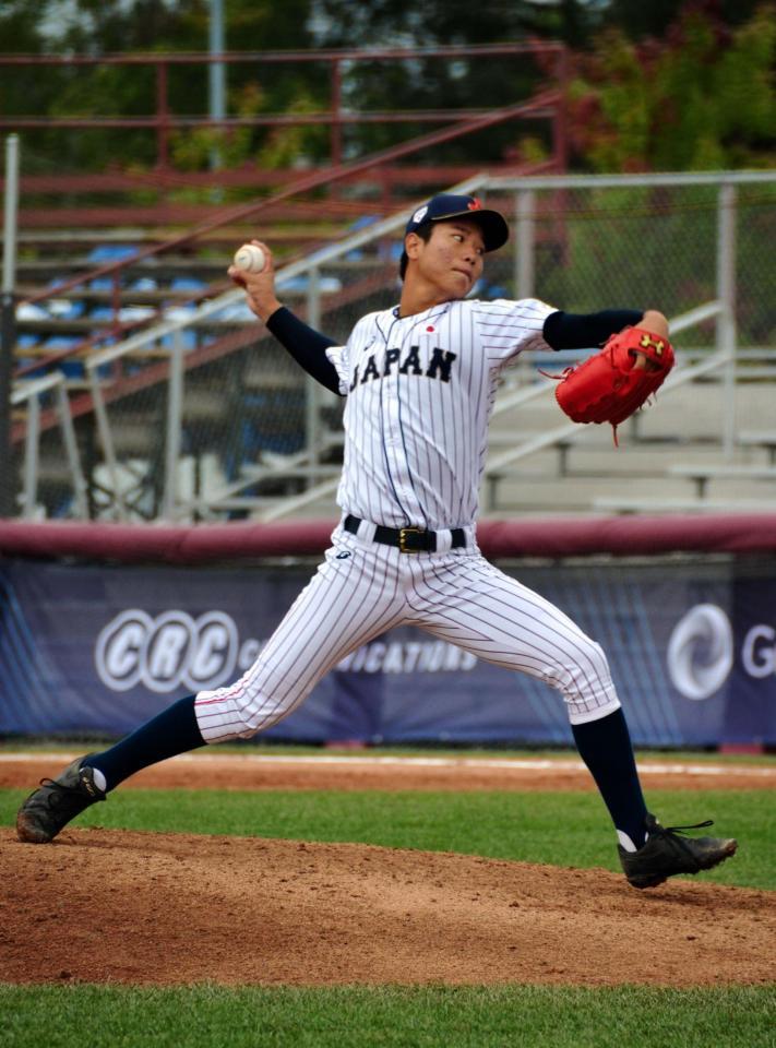 ４回無失点の好救援で勝利に貢献した日本・清水