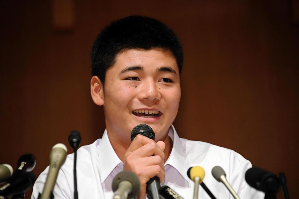 今後の抱負を語った早稲田実業・清宮幸太郎＝東京・国分寺（撮影・堀内翔）