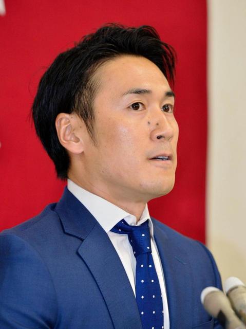 巨人・片岡が引退を報告「何回も心を折られたので…」/野球/デイリー