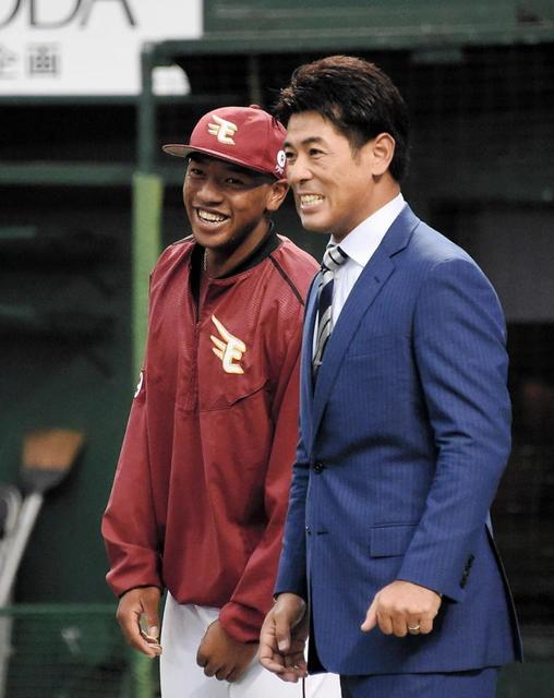 侍J稲葉監督、招集の山川らにあいさつ 東大に勝ち点献上の母校の話題も