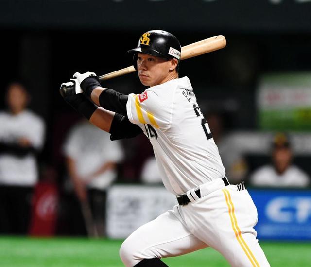 ソフトバンクが先制 長谷川勇がタイムリー二塁打 バント成功の中村晃に大拍手 野球 デイリースポーツ Online ソフトバンクが先制 長谷川勇がタイムリー二塁打 バント成功の中村晃に大拍手 野球 デイリースポーツ Online