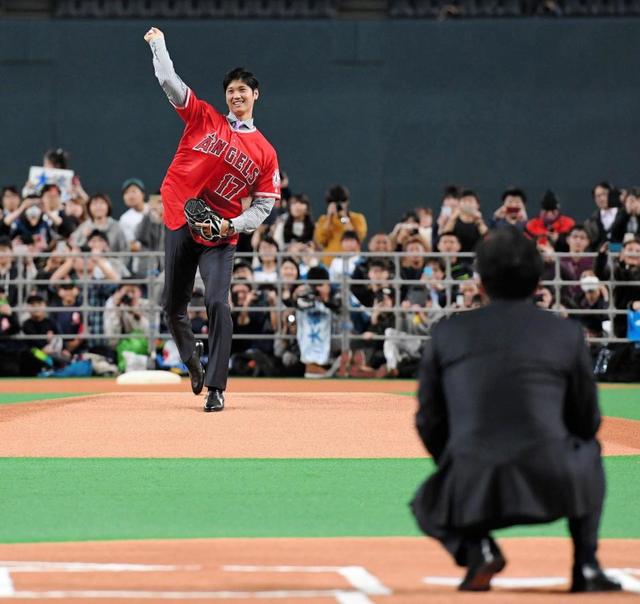 大谷 札幌Ｄで“ラスト投球”栗山監督にストレート 二刀流への後押しを感謝/野球/デイリースポーツ online