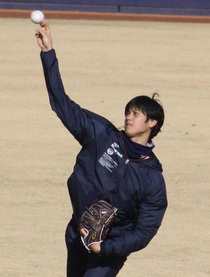 　栗山監督は大谷へ野球の練習に専念するよう指令した