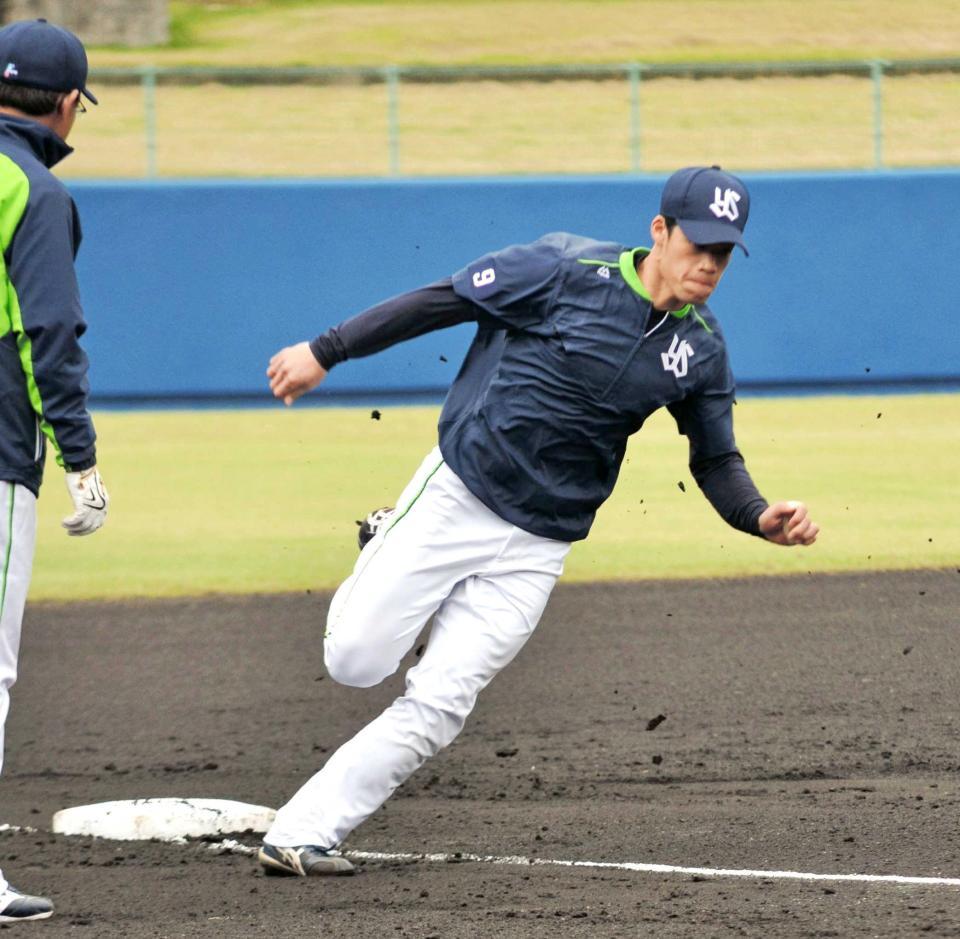 　高校の先輩・出川哲朗から活躍を期待される塩見