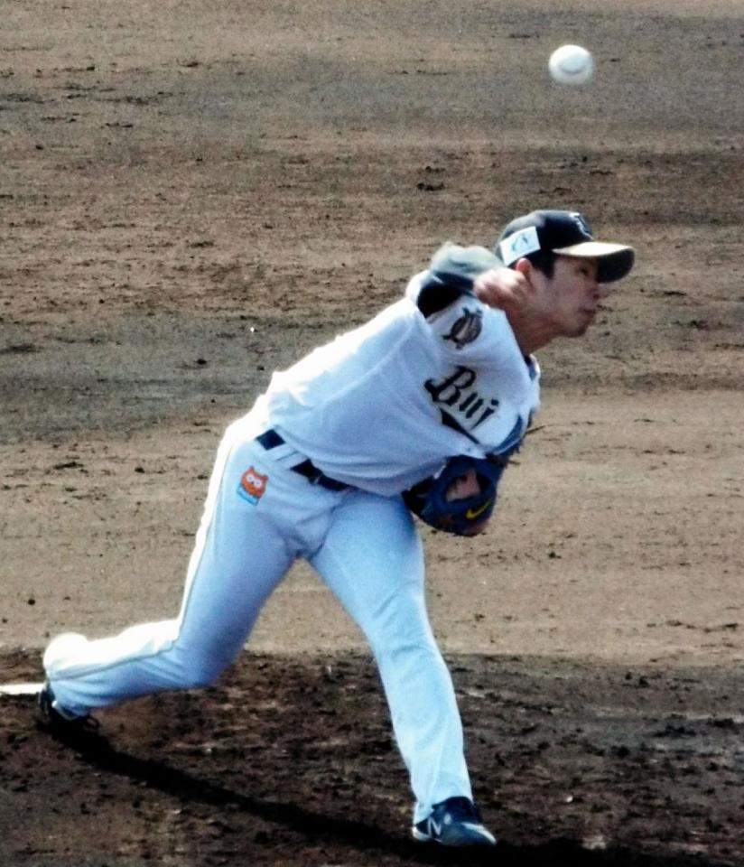 シート打撃に登板した山岡