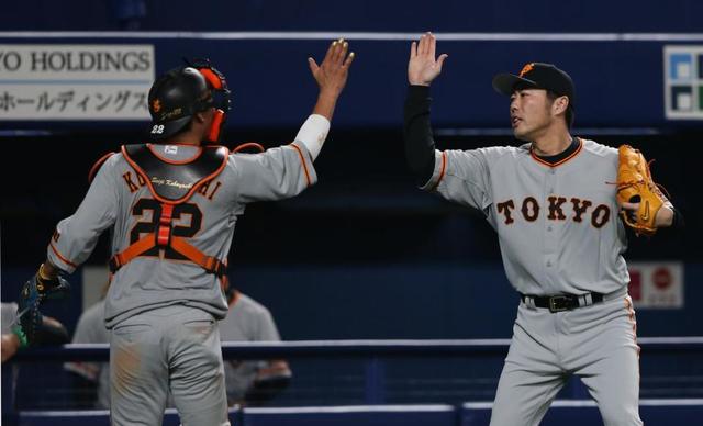 巨人・由伸監督、誕生日星！「上原も沢村もいいピッチングした」