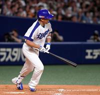 　２回、松坂は遊ゴロに倒れる（撮影・山口登）