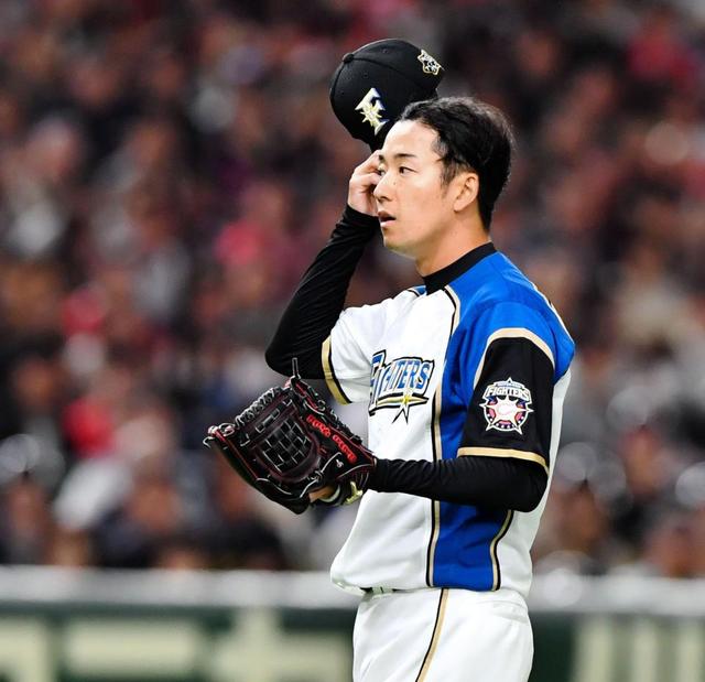 日本ハム斎藤、無安打投球も８四死球で四回途中降板　白星逃す「慎重になりすぎた」