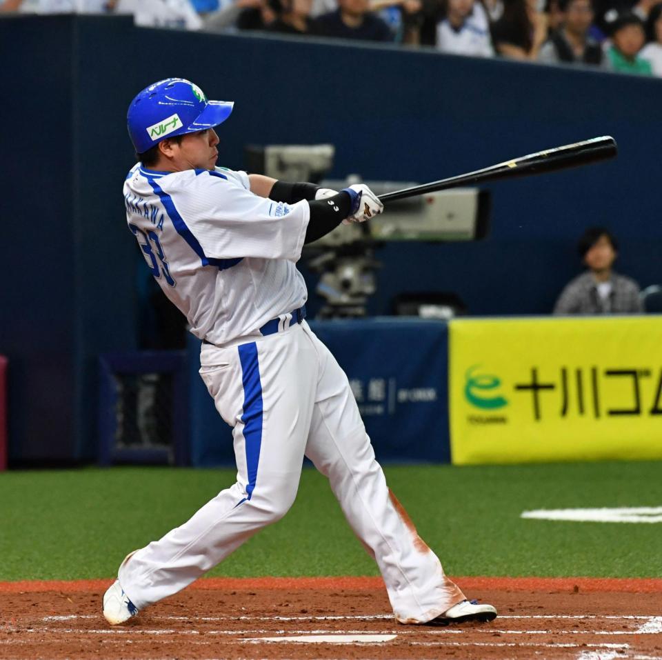 ２回西武２死、左越え本塁打を放つ山川穂高＝京セラドーム（撮影・持木克友）