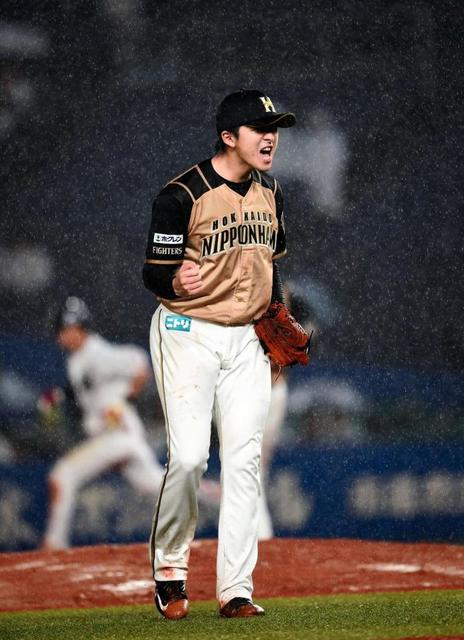 日本ハム上沢　２試合連続完封　好守の西川に感謝　防御率リーグトップ１・18