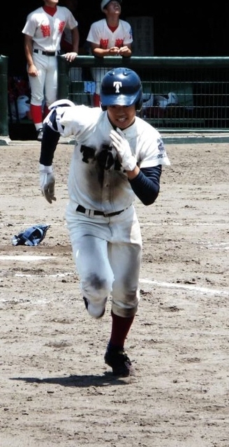 プロ注目の大阪桐蔭・根尾“攻撃的２番”で復調へ　「振っていこう」で２安打１打点