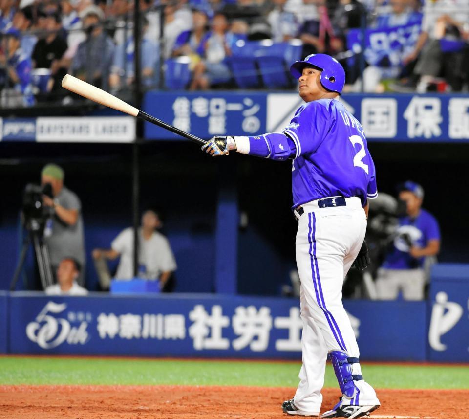 DeNA・ロペスが1軍復帰即本塁打 右太もも裏痛で離脱/野球