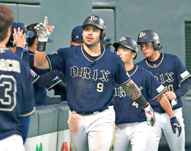 オリックス、ロメロで連敗脱出 八回Ｖ打に九回トドメ特大３ラン/野球