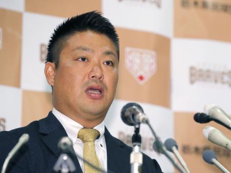 村田修一内野手、今季で引退示唆　現役続行「考えにくい」