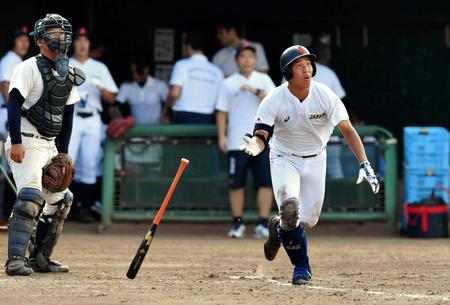 シート打撃をする中川