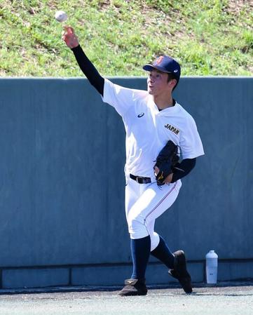 別メニューながら、キャッチボールを再開した吉田輝星