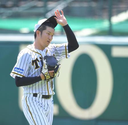 　キャッチボールを終えた岩貞（撮影・北村雅宏）