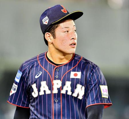 　４回から登板し、２点を失ったＵ１８日本代表・吉田（撮影・中田匡峻）