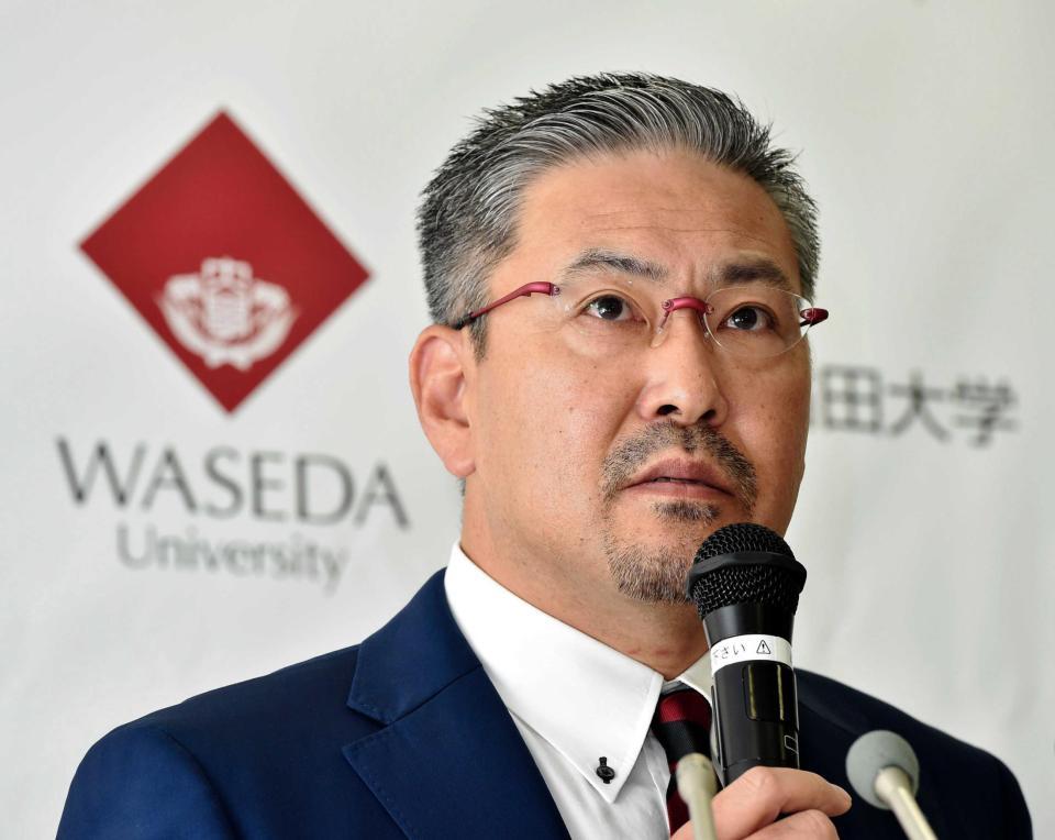 早大野球部監督の就任が決まり、抱負を語る小宮山悟氏（撮影・西岡正）　