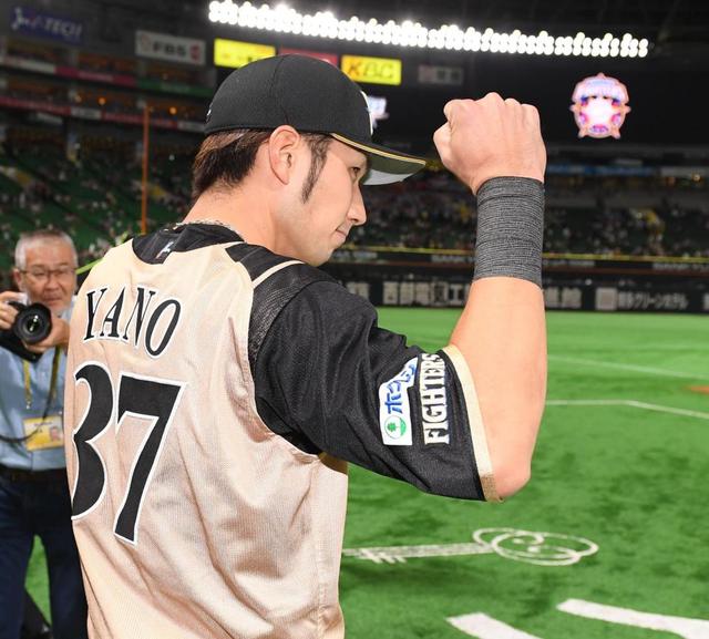 日本ハム 殊勲の大田 引退 矢野のユニホームでインタビュー 矢野さんの分も 野球 デイリースポーツ Online