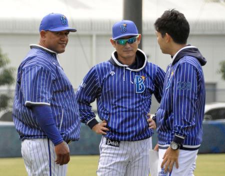 denaラミレス監督 走塁改革に着手 一 三塁コーチ入れ替え 野球 デイリースポーツ Online