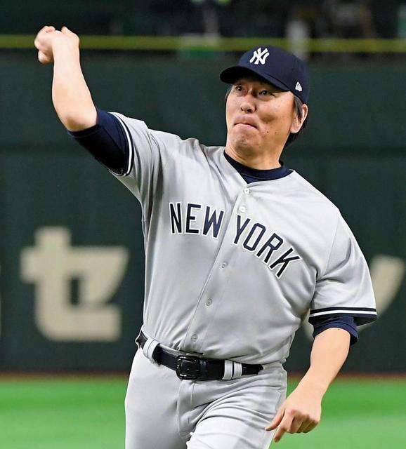 松井秀喜氏が日米野球で始球式　ストライクで大歓声　捕手の森に「ありがとう」