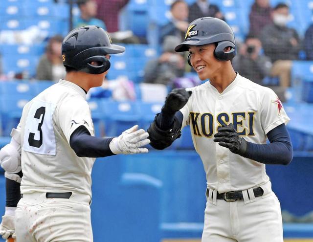 八戸学院光星・武岡、バックスクリーンへ1号ソロ 開幕試合快勝