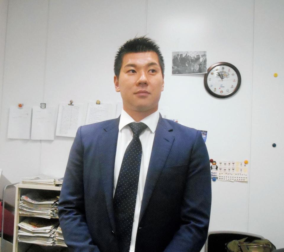 日本野球機構（ＮＰＢ）との事務折衝に臨んだ日本プロ野球選手会の会長・炭谷銀仁朗（巨人）