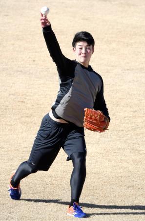 日本ハム吉田輝星「早く１軍に」 新人合同練習でプロへ一歩