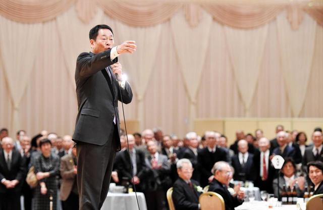 中畑清氏、駒大創部７０周年記念祝賀会であいさつ「一言では終わらない」