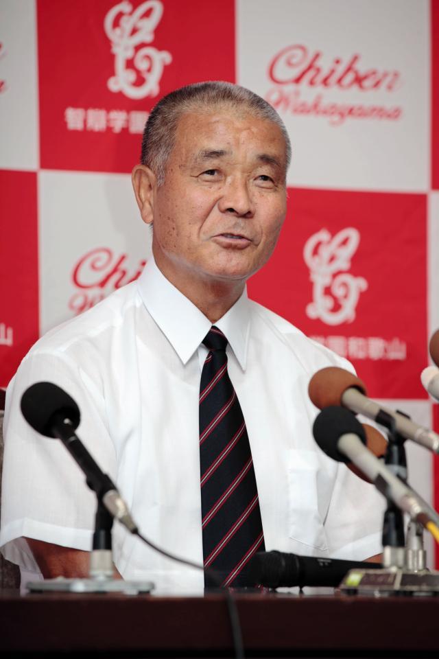 　高嶋仁名誉監督