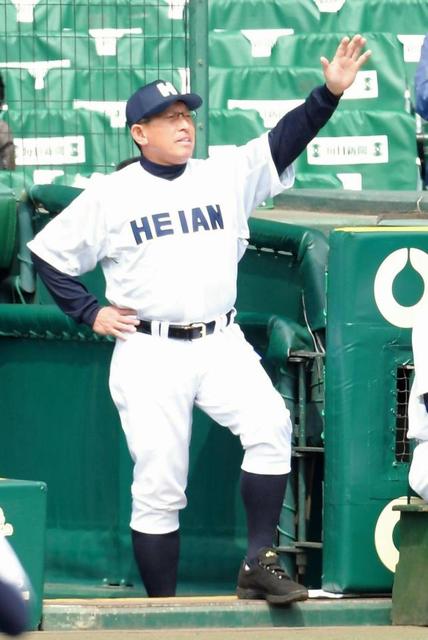 龍谷大平安・原田監督、甲子園通算３０勝　打線爆発に満足「投手陣助けようと話していた」
