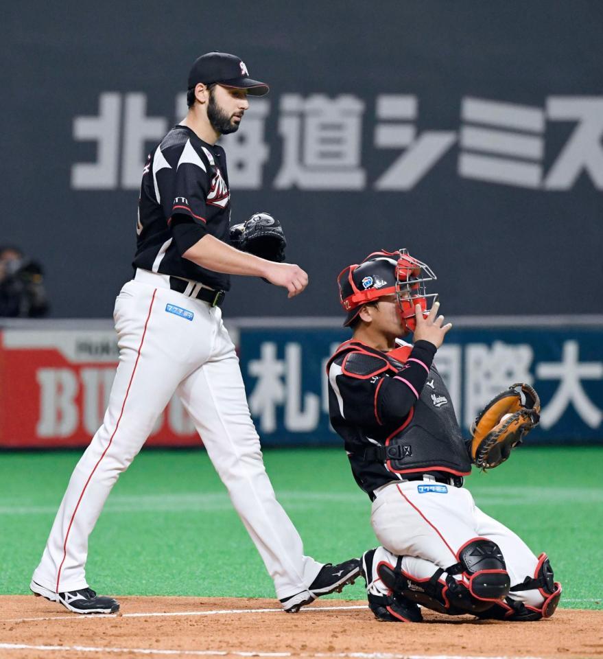 ３回、２点を奪われたロッテのボルシンガー、田村のバッテリー