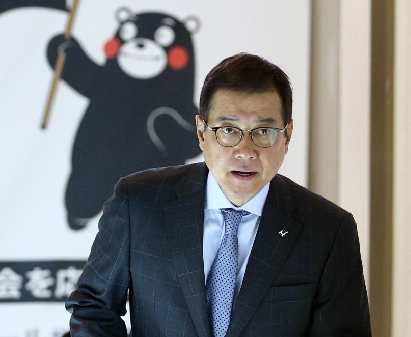 　熊本を後にする原監督