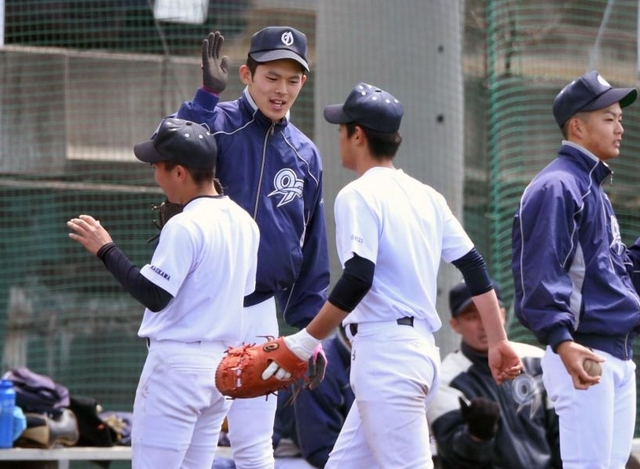 大船渡 佐々木 練習試合で快足披露 ダブルヘッダーで登板はせず 野球 デイリースポーツ Online