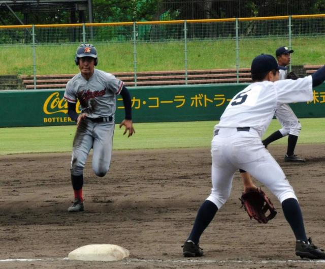 京都国際が決勝進出　３月から野手転向の４番・早が５安打２打点