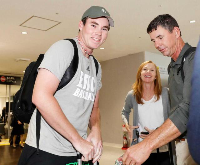 ソフトバンク入団合意のスチュワート来日　３日入団会見へ　